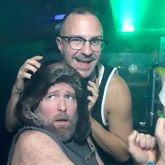 Meet your Posher, Liam - Picture 1 of 1